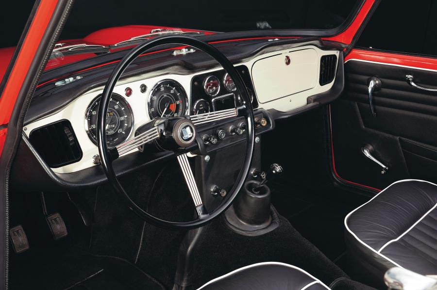 Торпедо Triumph TR4 Surrey Top 1961 года  (фото 34 из 52)